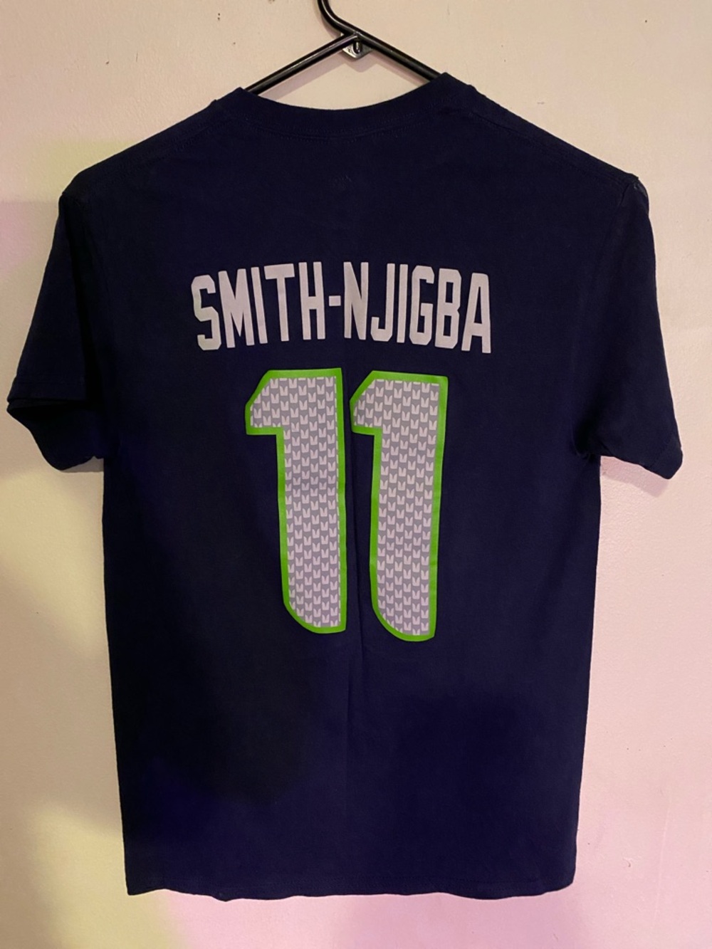 Gildan Navy Seattle Seahawks No.11 Tee with Green & Gray Accents - Picture 2 of 3